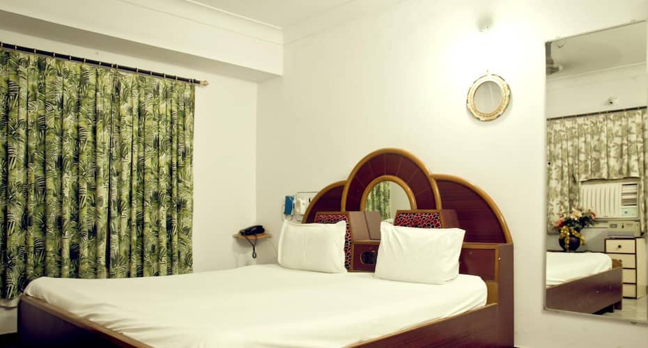 Hotel Gangaram & Guest House, Bhuj 5